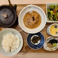 だし屋 おわん - 鯛茶漬けセット(1300円)です。