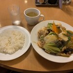 南海飯店 - かたい焼ソバ＋ライス