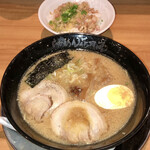 Raamen Kagetsu Arashi Chigasaki Nishi Intaten - ✨げんこつらぁめん醤油＆豚めし✨