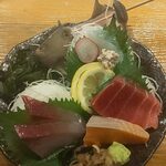 Binchoutan aburi to umai sake koma noya - お刺身4点盛り合わせ