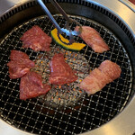 Yakiniku Hatsusan - 和牛カルビ、和牛ロース