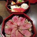 Ushikou Honten - いちぼステーキ二段重