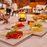 AKARENGA STEAK HOUSE - 