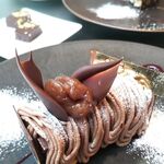 ショコラティエ パレ ド オール - 「モンブランショコラ」　６５０円+税
      