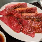 一頭買焼肉・ホルモン　醍醐 - 焼肉定食