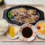 Gohanya Mama Maru - 生ラムジンギスカン定食(800円)です。