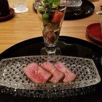 まき村 - 松坂牛ローストビーフ　塩昆布サラダ