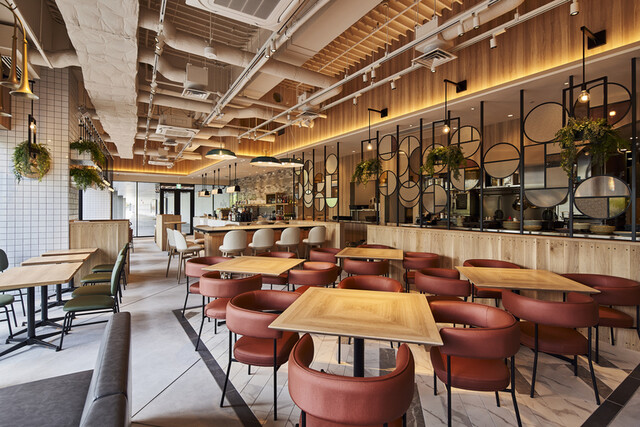 座席 : ALL DAY CAFE & DINING The Blue Bell - みなとみらい/カフェ