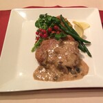 北欧風 仔牛のカツレツ、ダナブルチーズ詰め