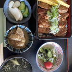 勝馬亭 - 
