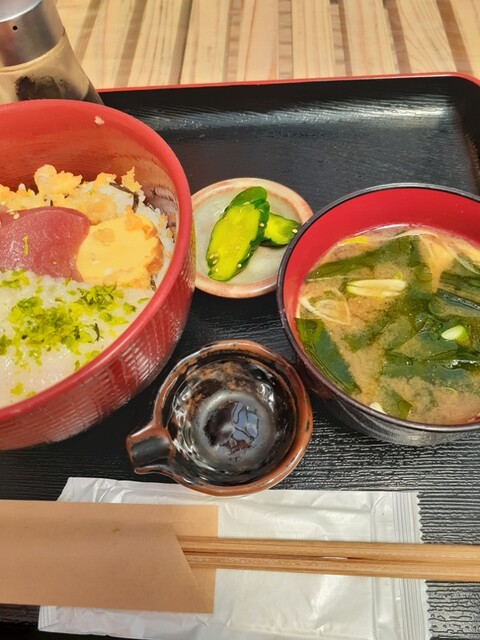 食飲笑 うたつがね（くいんしょう うたつがね） - 歌津（海鮮丼）の写真