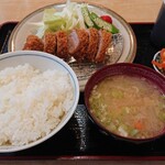 とんかつ和食 豚花百万石 - お昼のメニュー
      ヒレカツ定食