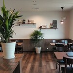 洋食屋 クローバー - 店内