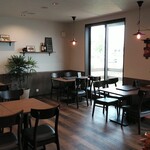 洋食屋 クローバー - 店内