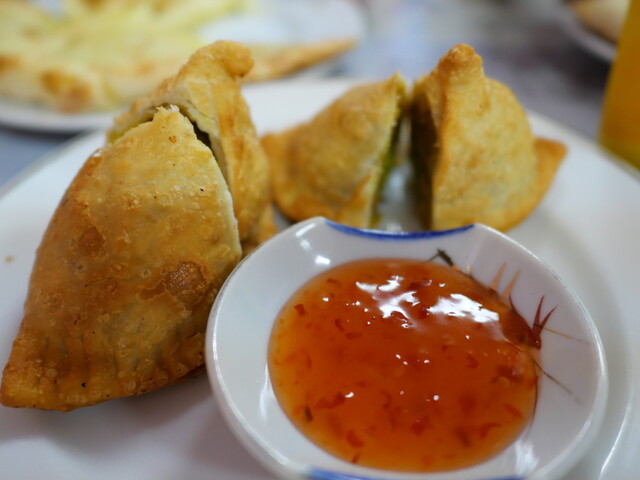 インド料理 ビシュヌ - 十文字（インドカレー）の写真