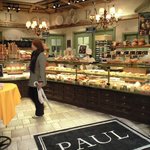 PAUL 品川駅店 - パリとおんなじショーケース販売