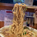 一発ラーメン はしご屋 - 麺リフト
