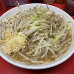 ラーメン二郎 - 小盛り750円です