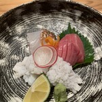 3 kinds of sashimi selection