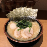 横浜家系ラーメン 石川家  - 