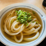 Teuchi Udon Shimizuya - 釜揚げすぐのひやかけ。
                        大当りでした！うまいね！
                        食べてみてちょーだい。