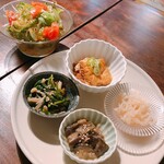 haru食堂+ - サラダと小鉢