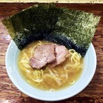 iekeira-memmakotoya - ラーメン750円麺硬め。海苔増し100円。