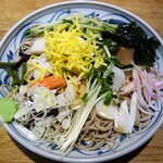 Yabusuna - 冷やしおかめ蕎麦900円