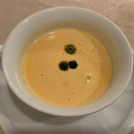 Bistro Champ - トマトのスープ(バジリコペースト)