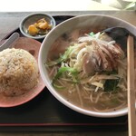 あんず亭 - あんずラーメン＋半チャーハン