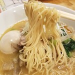 らーめんや なかじゅう亭 - 味玉醤油ラーメン　850円(税込)