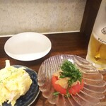 すいば - 自家製ポテサラ150円ガリしそトマト320円生ビール300円
