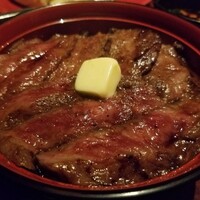 赤坂 津つ井 総本店 - 赤坂名物　ビフテキ丼　2,900円