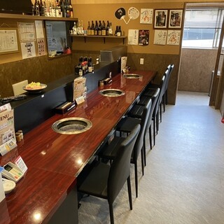 カウンター席