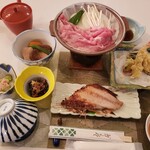 ホテル ベルクハイル - 料理写真:1日目夕食　これに蕎麦がつきました