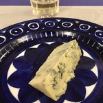 グランドカーヴ - 英国の青カビチーズ Stilton 