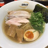 麺 ヒキュウ 六甲道店
