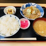 下妻食堂 陽陽 - 「もつ煮込み定食」710円税込み