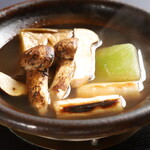 割烹 青山 - 松茸の小鍋
