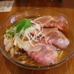 らぁ麺 TORRY - 冷やし醤油らぁ麺(900円、斜め上から)