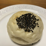 パン・プティ - 酵母あんぱん。