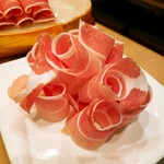 モンゴル薬膳鍋 - 牛肉