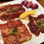 炭火焼肉　萬まる - 