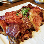 炭火焼肉　萬まる - 