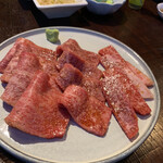 炭焼ホルモン えいた - 