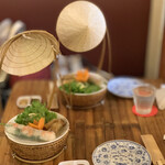 ベトナム料理コムゴン - コム定食① 揚げ春巻き・生春巻き