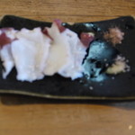 鮨 笹元 - 蛸のお刺し身（２種の塩で）