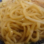 新潟発祥 なおじ - 麺はこんなかんじ。