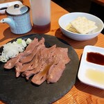 朝〆直送 やきとん酒場 井上臓器 - 下町のフォアグラ！低温調理のレバーはクリーミーで激旨い！！