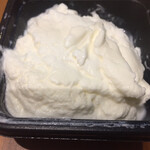 Hongouchizukoubou ohiasu - 塩は加えておらず牛乳そのものの味がします　オリーブオイルと塩胡椒を加えても美味